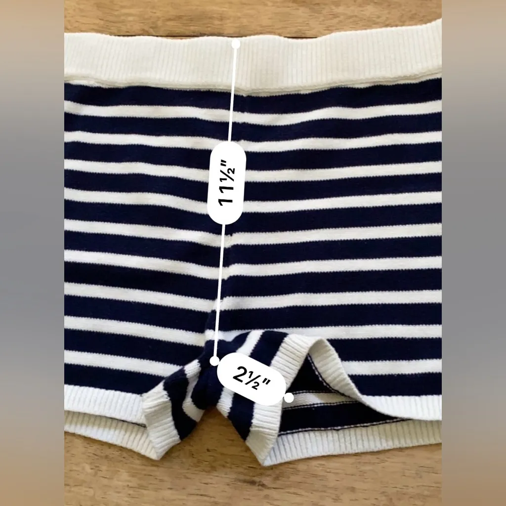 Aerie Women’s Sz M? Navy/White Stripe Knit Sweater Shorts - Image 8