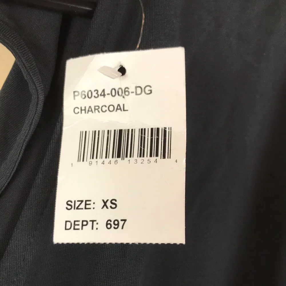 NWT Lush Women’s Faux Wrap Open Tie Back Half Sleeve Charcoal Gray Romper - Image 8