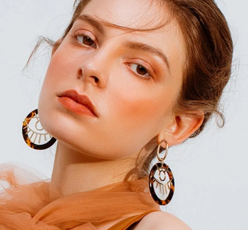 Tortoise Acrylic Hoop - Image 4