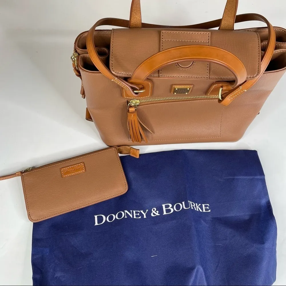 Dooney & Bourke Morgan Saddle Tan Shoulder Bag with Dust Bag and Coin Purse - Image 5