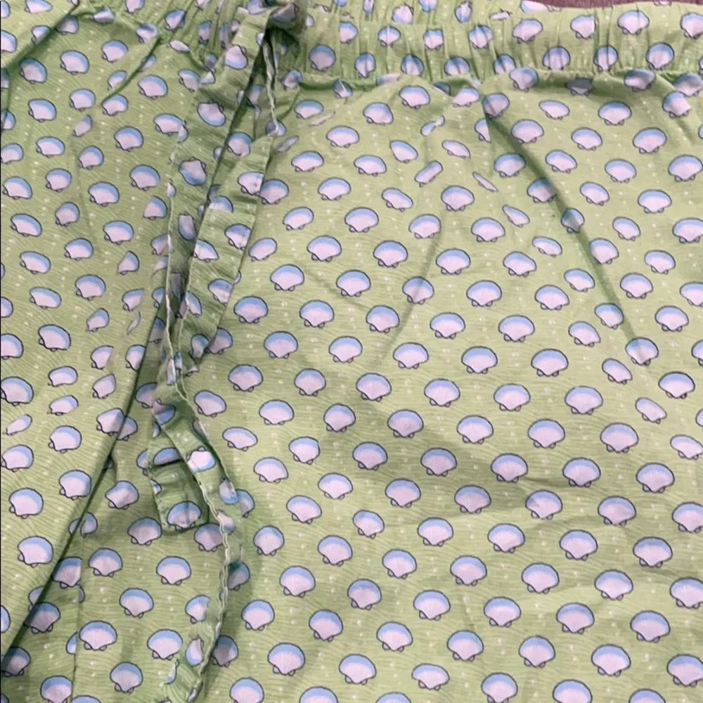 Vineyard Vines green shell print pajama pants XS - Image 3