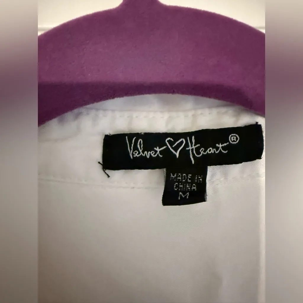 Velvet Heart White Button Up Tie Front - Image 4