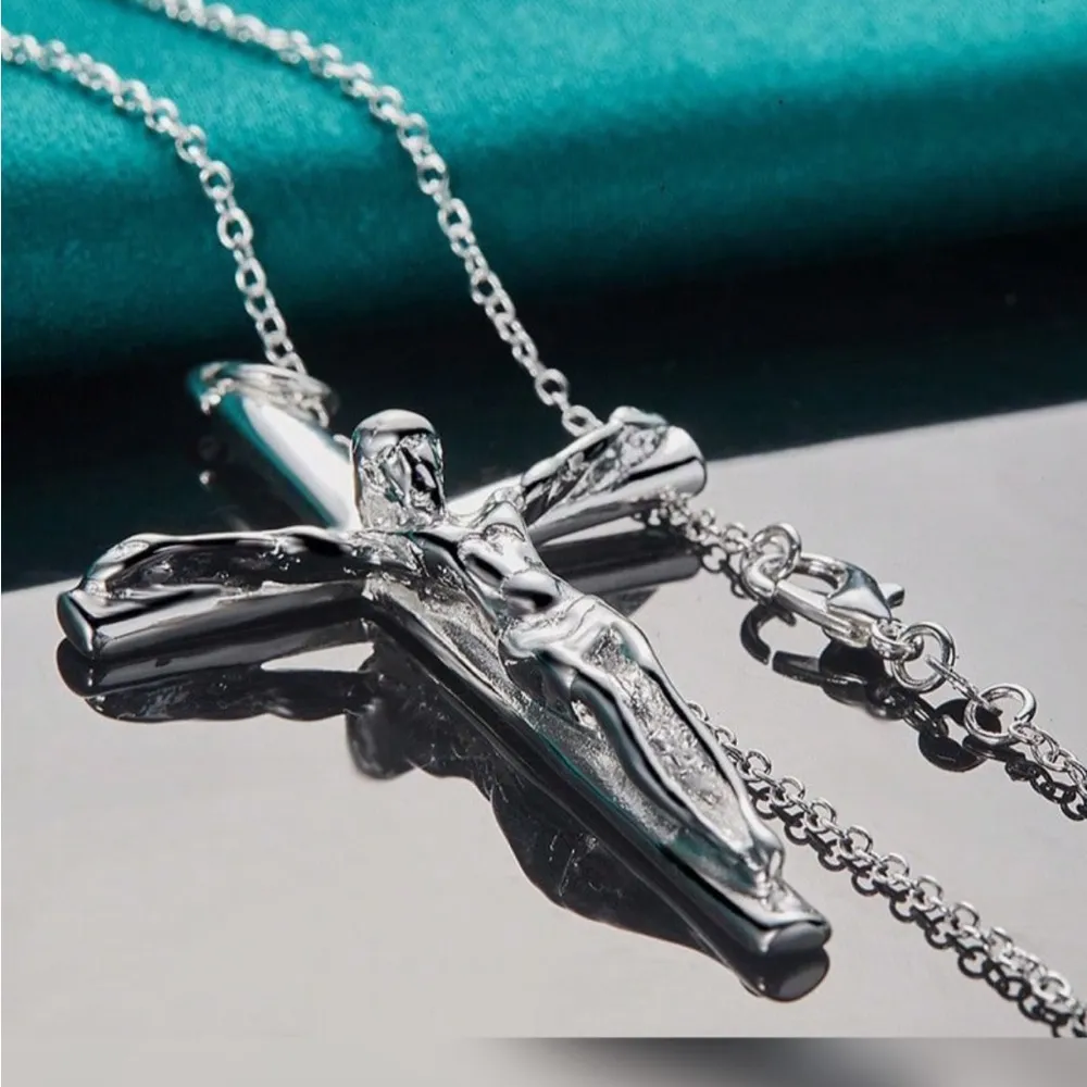 925 Sterling Silver Cross Pendant Necklace - Image 3