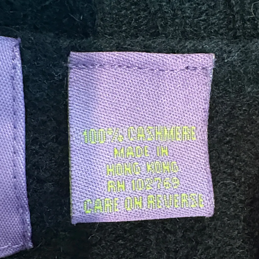 Classic Black Cashmere Cable Knit Sweater Size M - Image 9