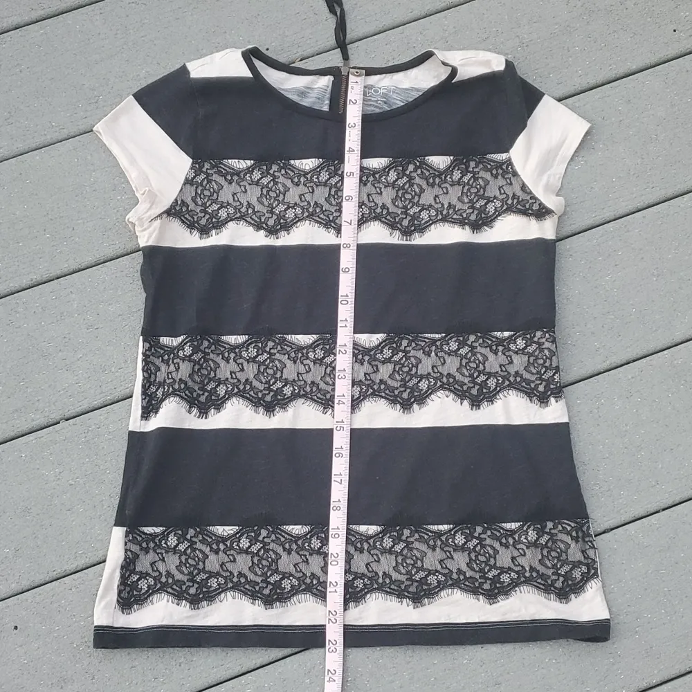 Loft Lacey Stripe Short Sleeve Top | Loft 1/4 Back Zip Striped Shirt - Image 9