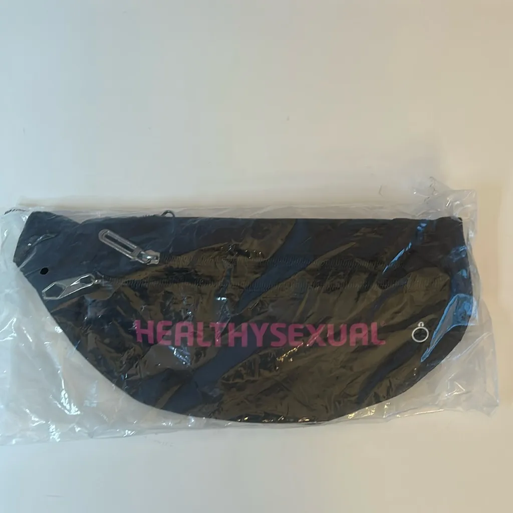 Unisex HEALTHYSEXUAL nylon fanny waist pack black with hot pink lettering - Image 9