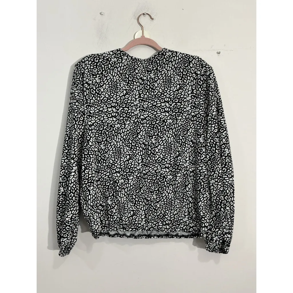 Womans Inc XXLblack White Criss Cross front V Neck Elastic Blouse - Image 2