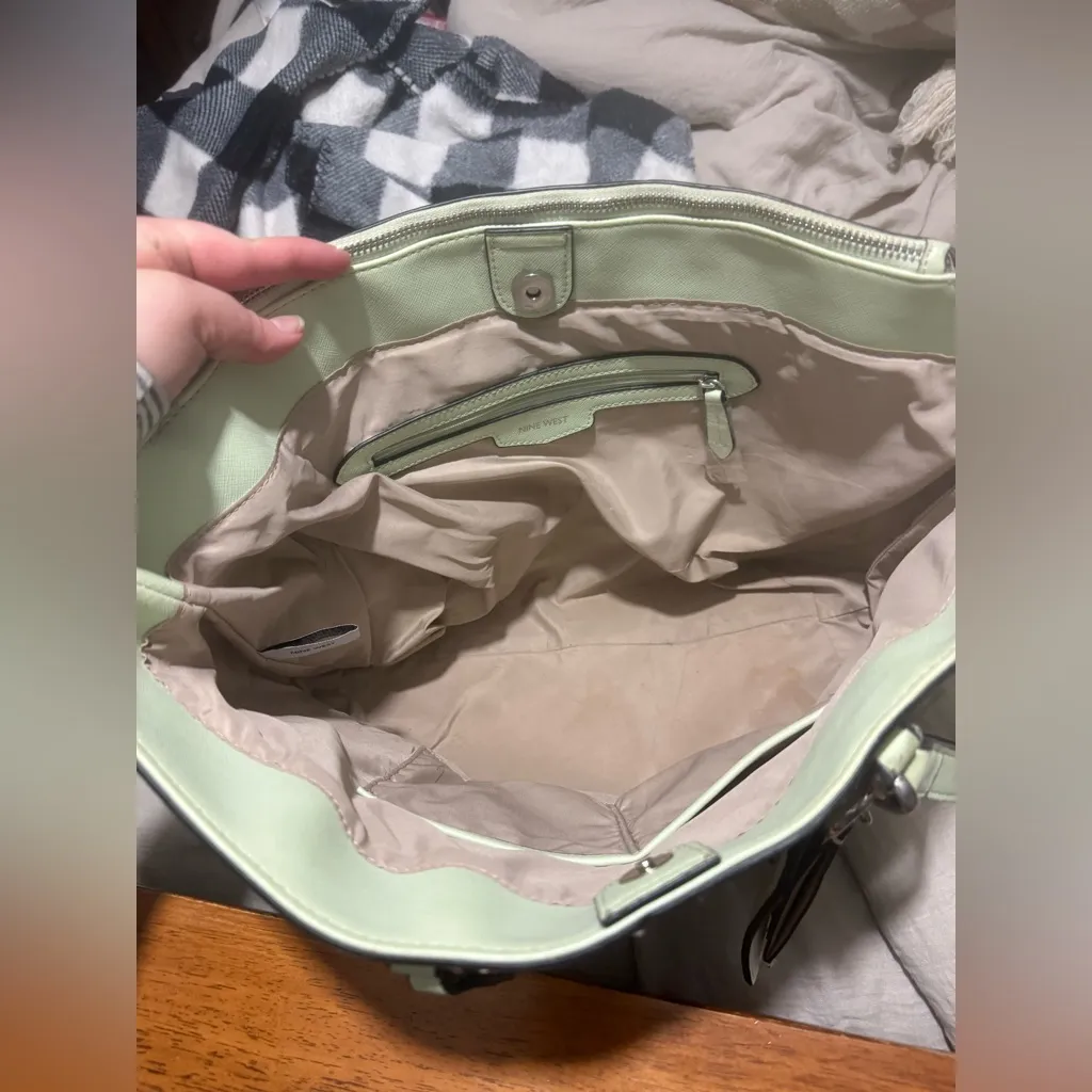 Nine West  mint tote bag - Image 4