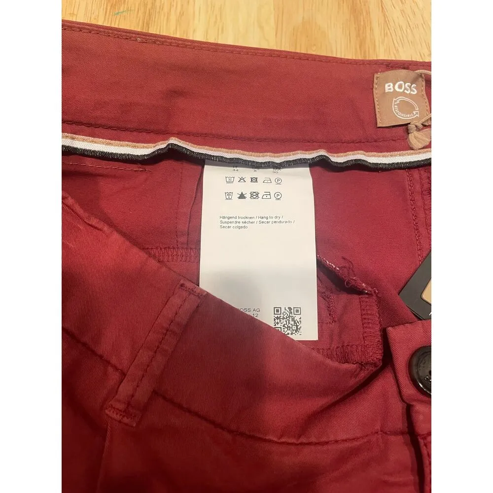 NWT Hugo Boss Women's Red Cotton blend Pleated front with pockets,  B41 - Image 2