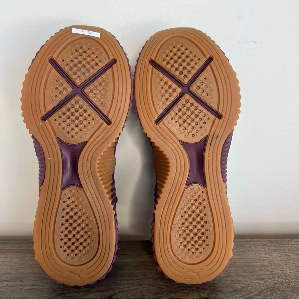 Defy Luxe Woven Bordeaux Women's Shoe Size 6.5     SKU#24123 - Image 10