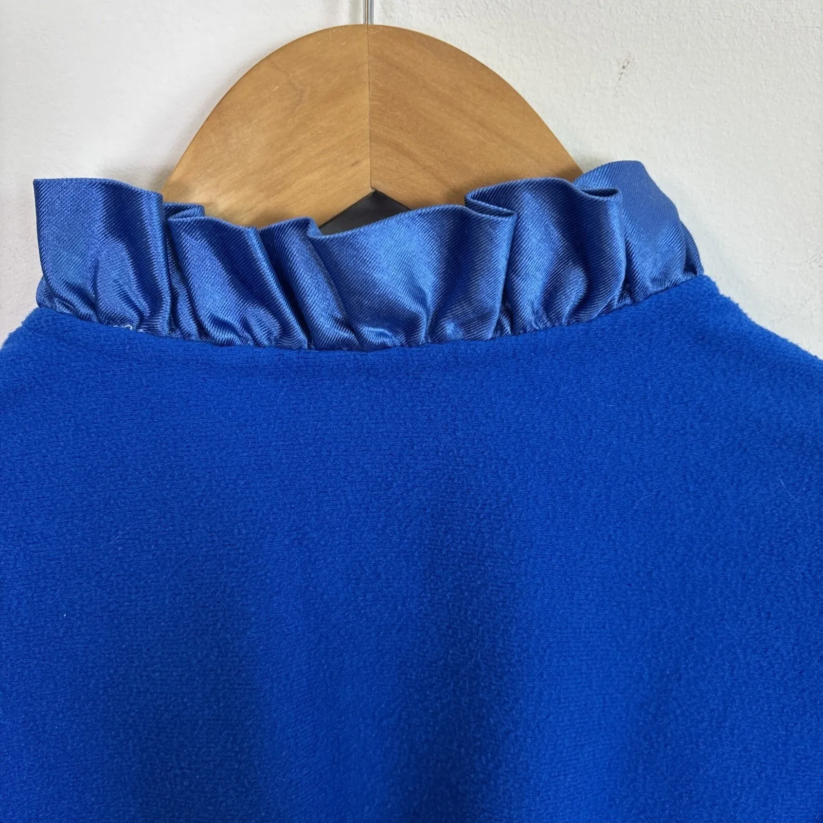 Vtg Sears At Home Wear Robe Womens Sz M Royal Blue Ruffle Trim Long Size M - Image 8