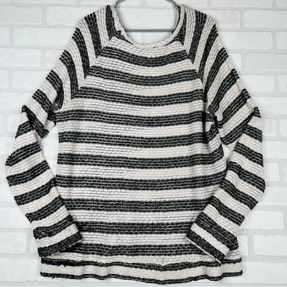 Feather Light Crew Sweater Black White Stripe Size XXL - Image 9