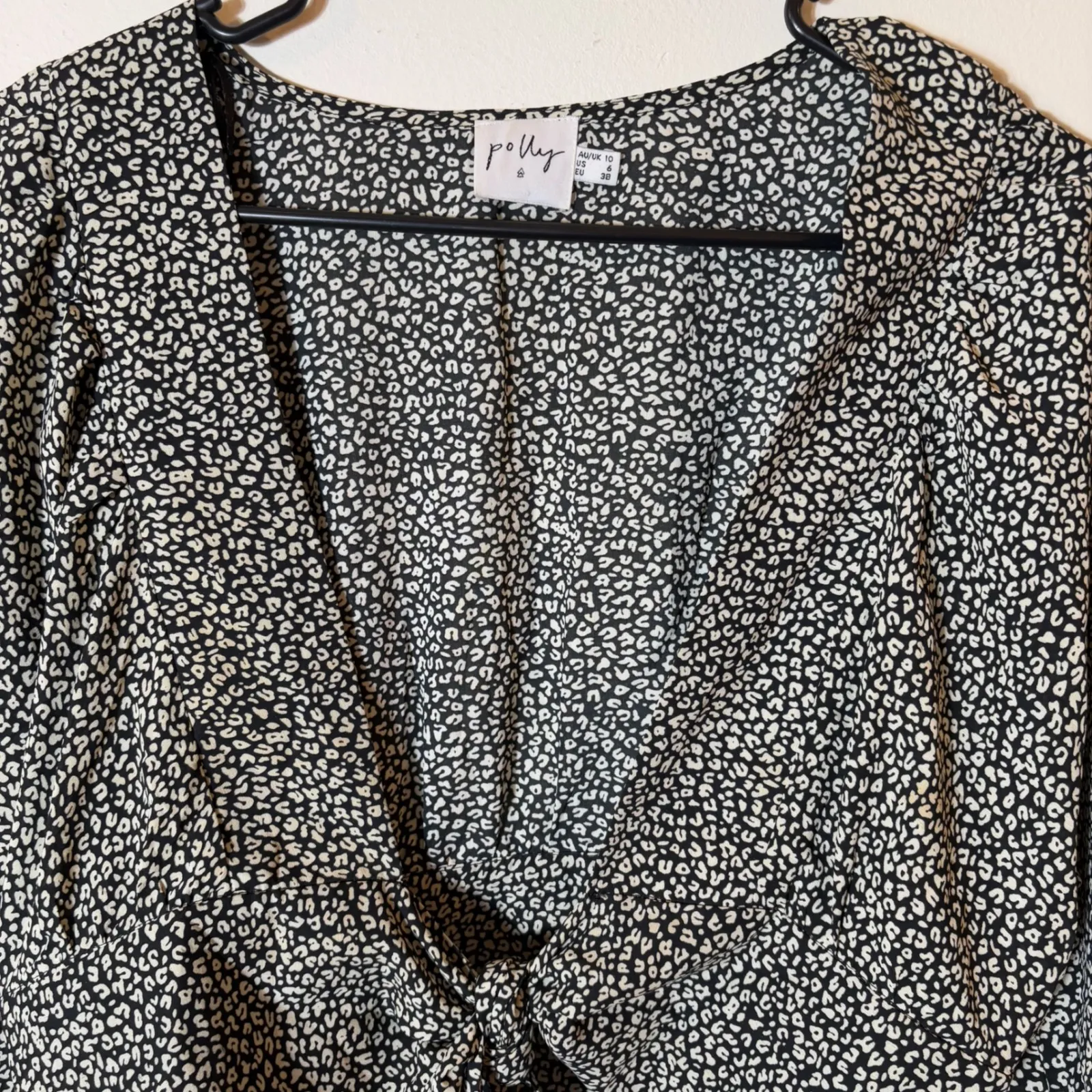 Princess Polly Black Floral Tie Front‎ Blouse Long Sleeve V Neck Size 6 - Image 5