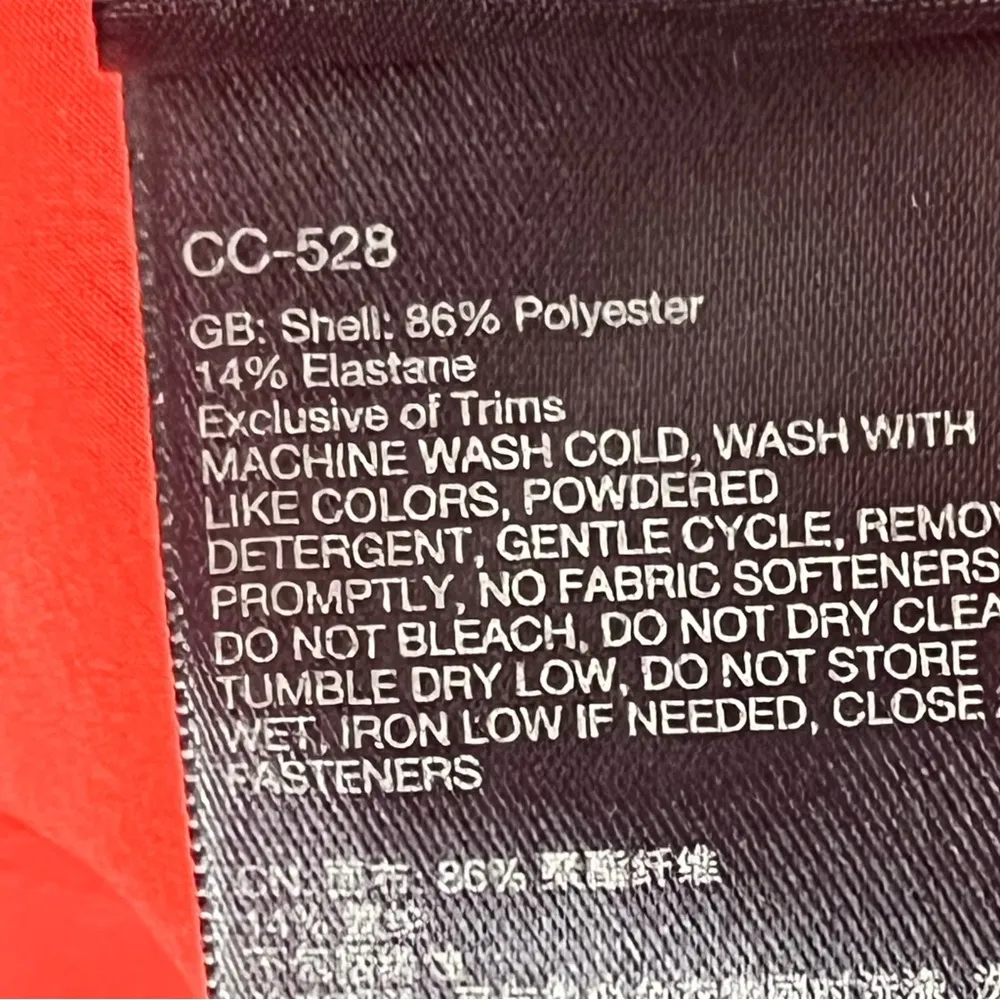 Marmot  Orange Lightweight Long Sleeves Half Zip Pullover, Size Medium - Image 4