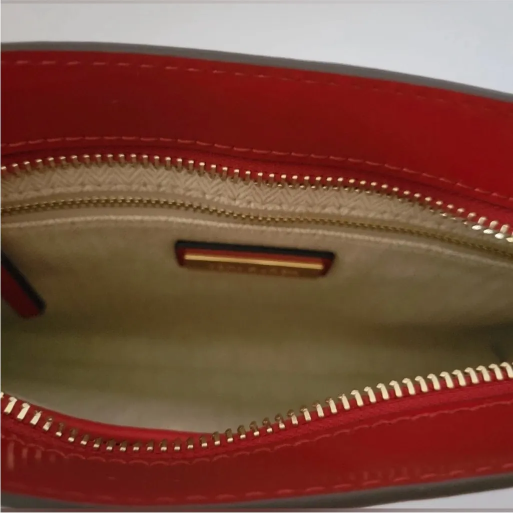 Tory Burch NWT Blake Patent Leather Swingpack Crossbody 156480 In Lipstick Red - Image 6