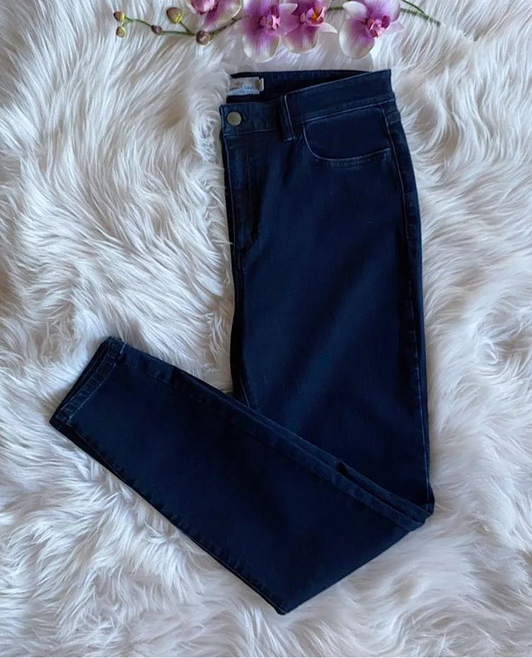 NWOT Vineyard Vines Dark Wash Skinny Jeans - Image 7