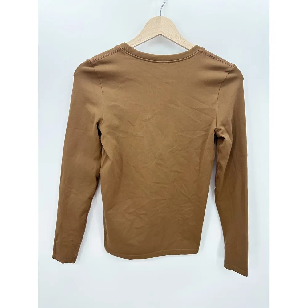 OQQ Shirt Women Size L Brown Long Sleeve Nylon Spandex Fitted Compression Top Size L - Image 2