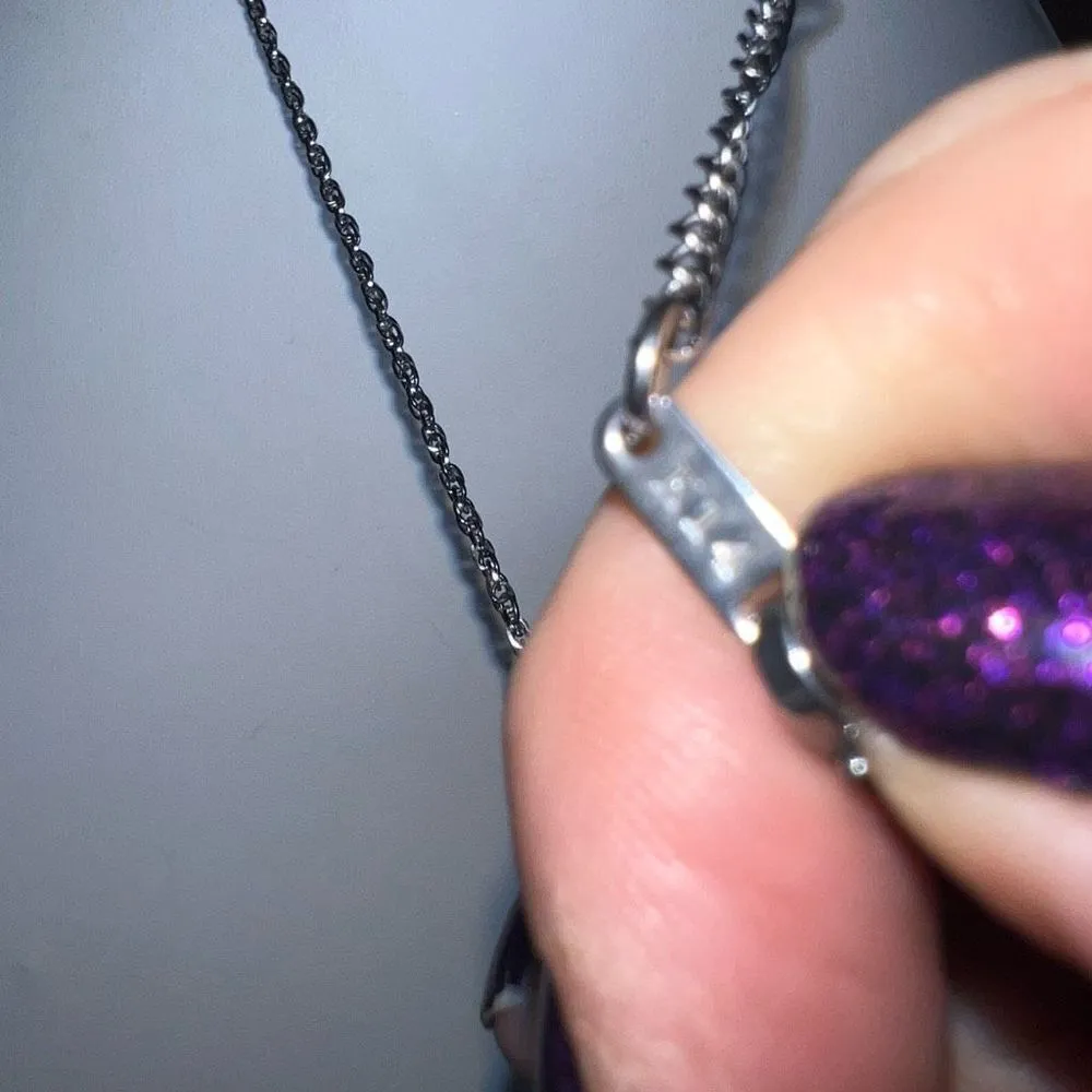 Charm Necklace “A‎ Million Dreams Are Keeping Me Awake” in Silver Tone - Image 7