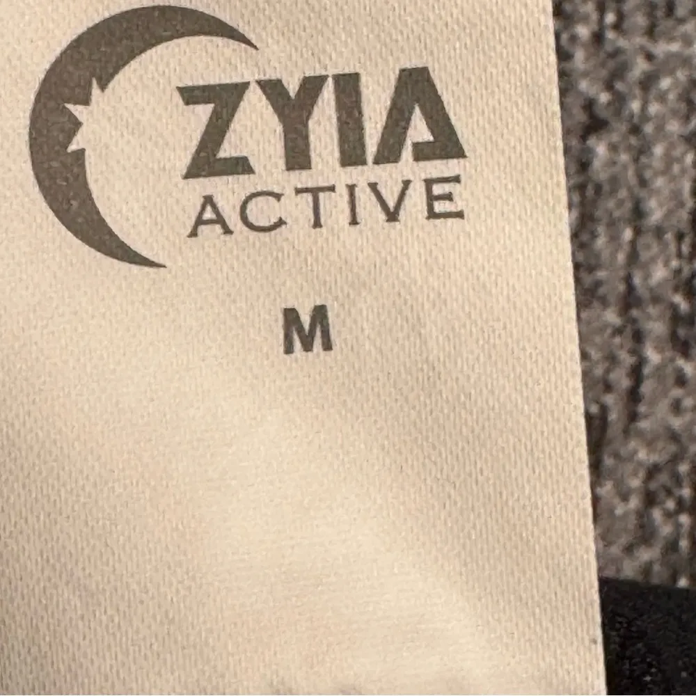 Zyia Active Flower Sports Bra Black Size M - Image 10