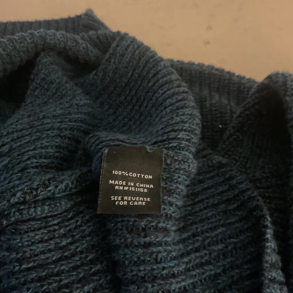 Flying Monkey Blue Jeans size 25 /26 with FREE 525 America knit sweater XS - Image 9