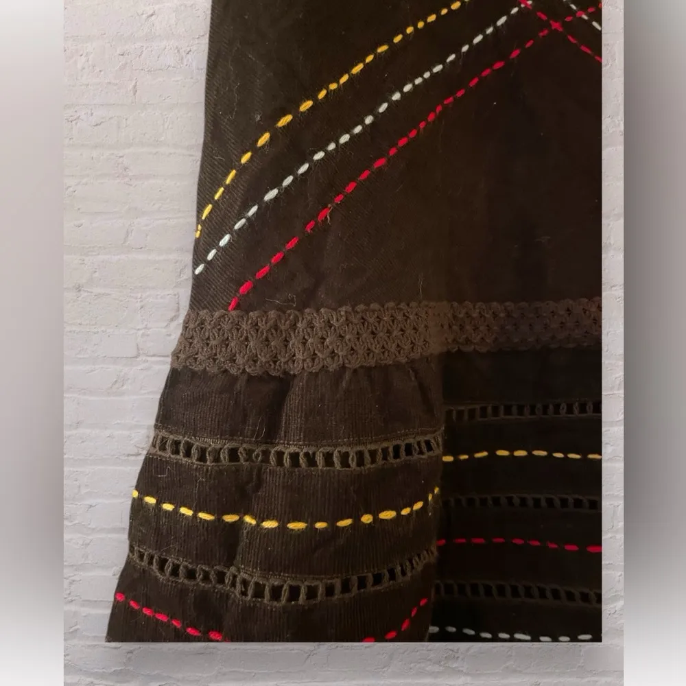 Anthropologie  Embroidered Floral Corduroy Maxi Skirt Brown Sz XS Boho Fall - Image 3