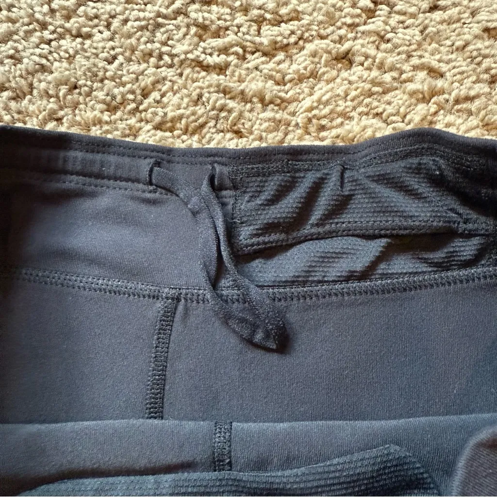 Athleta black Skort /capri Leggings - Image 6