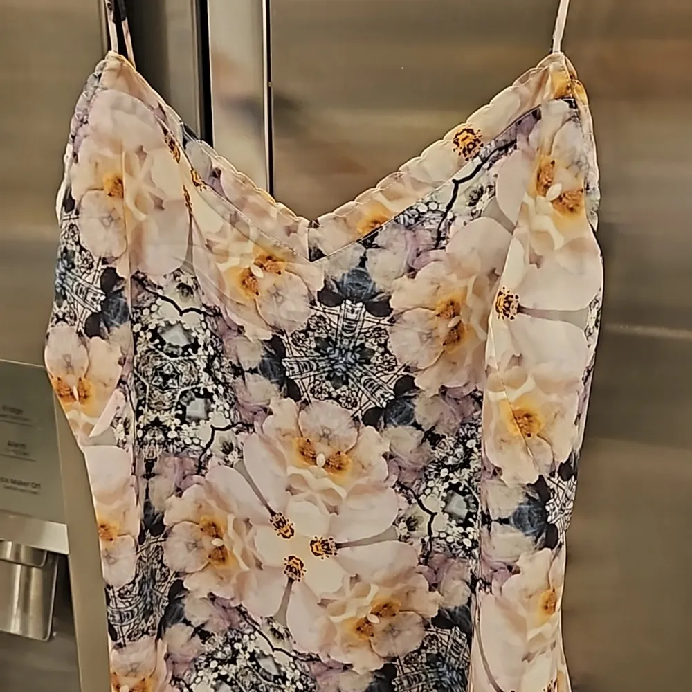 TED BAKER Cynaria Scallop Edge Cami Orchid Floral Kaleidoscope Print Medium NWOT - Image 8