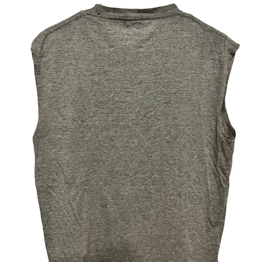 NFL Tampa bay buccaneers sleeveless shirt size medium - Image 3