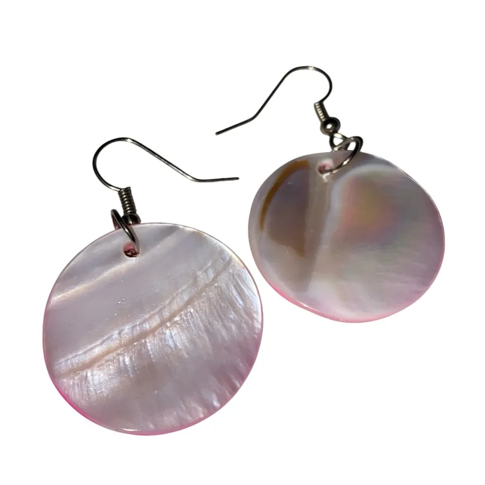 Hot pink mother of Pearl abalone earrings. - Image 2