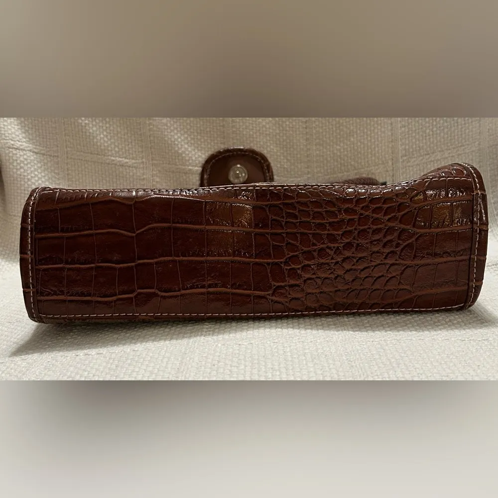 Rosetti  purse with matching keychain - Image 11