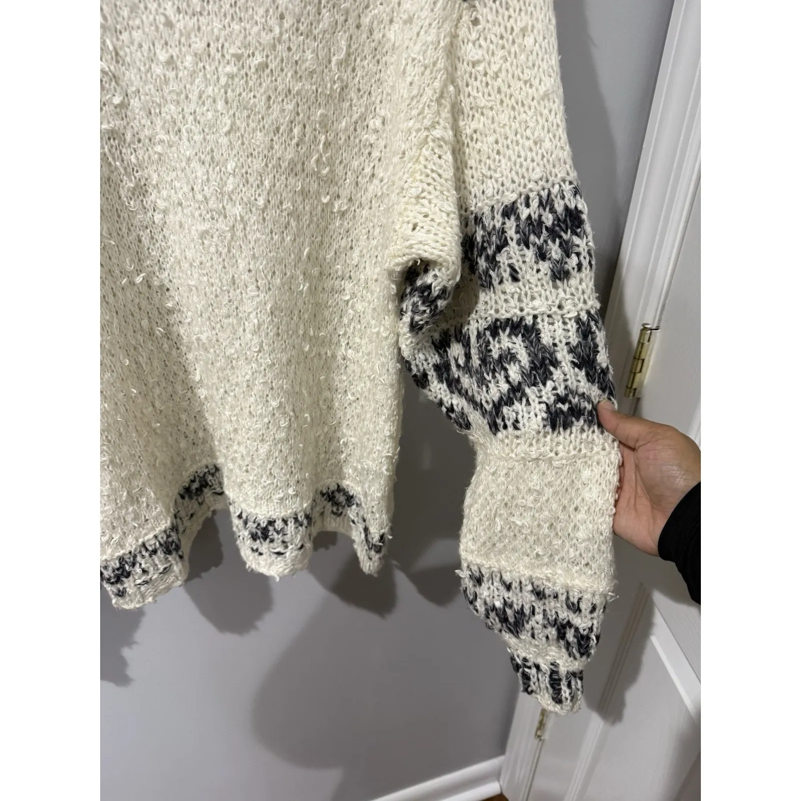 Anthropologie Pilcro Petra Feathered Sweater Size‎ S White - Image 4