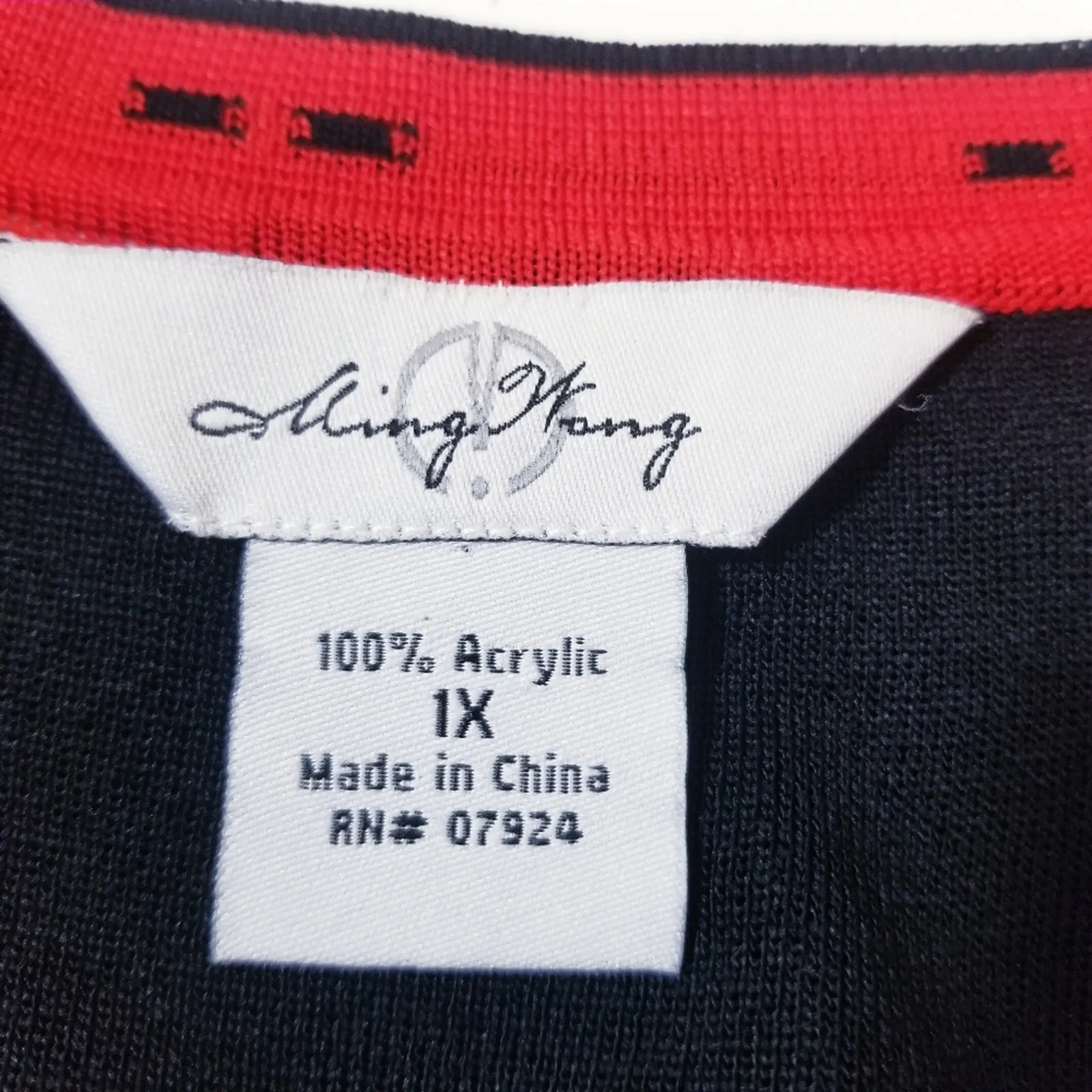 Ming Wang Women's Black Sleeveless Knit Blouse with Red Accents Sleeveless - Image 3