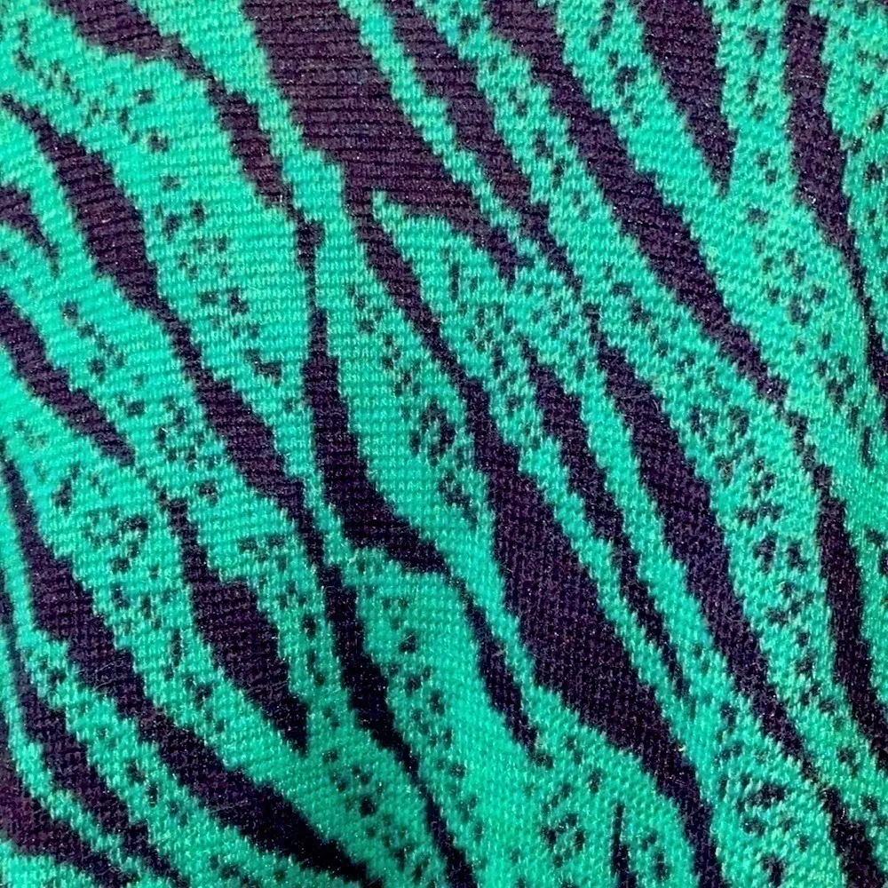 Fabrice Karel emerald green and midnight blue wool blend knit sweater. Size S/M. - Image 8