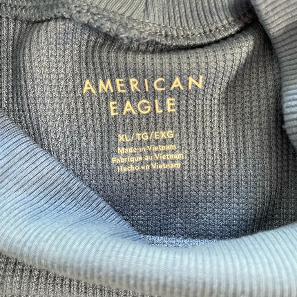American Eagle Blue Cropped Turtle Neck, Size XL, EUC - Image 3