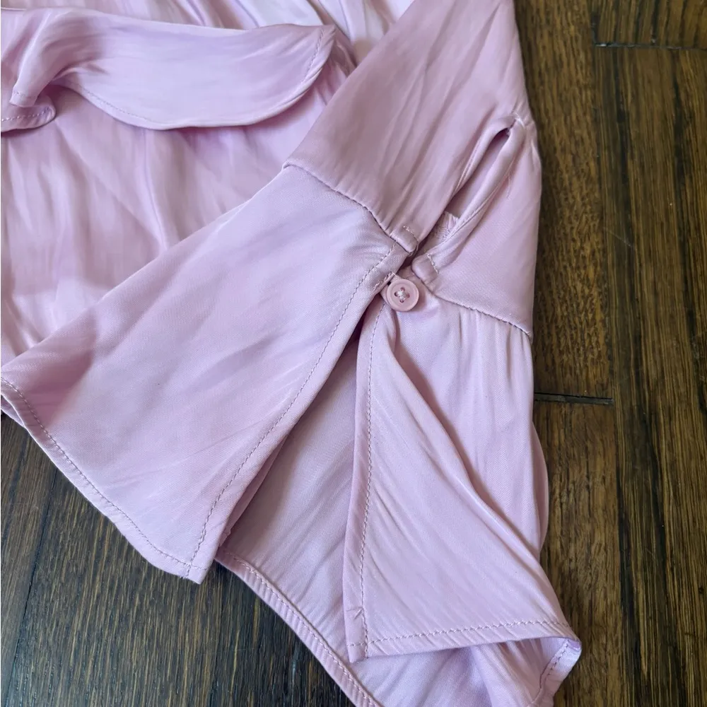 A new day pink polyester blouse size medium - Image 2