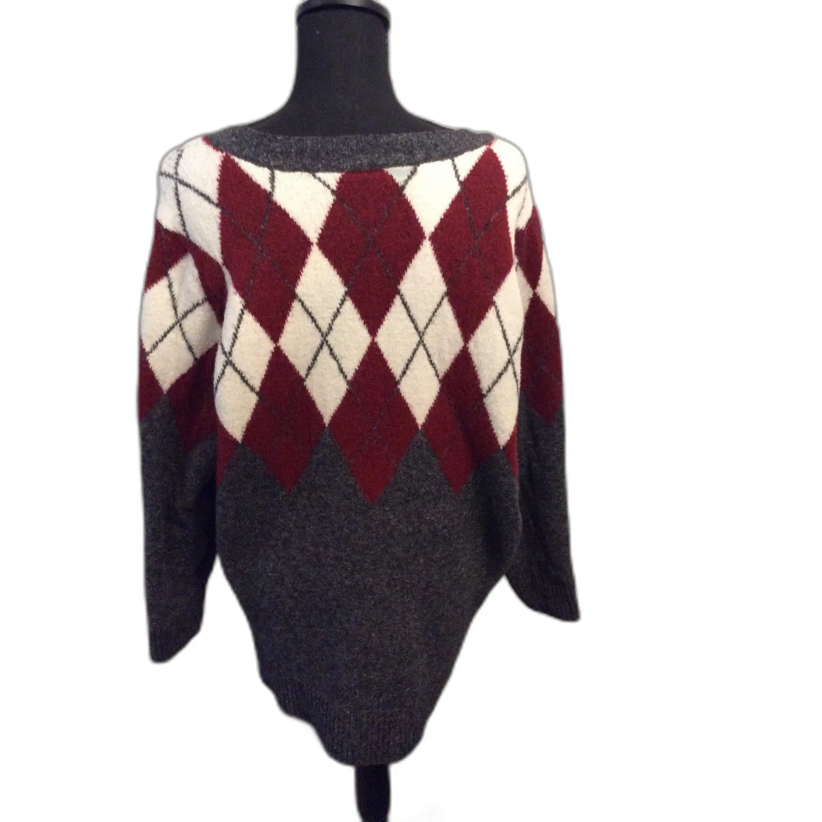Torrid Plus Size 2X Thick Warm Vegan gray Red Argyle Crew Neck Sweater - Image 3