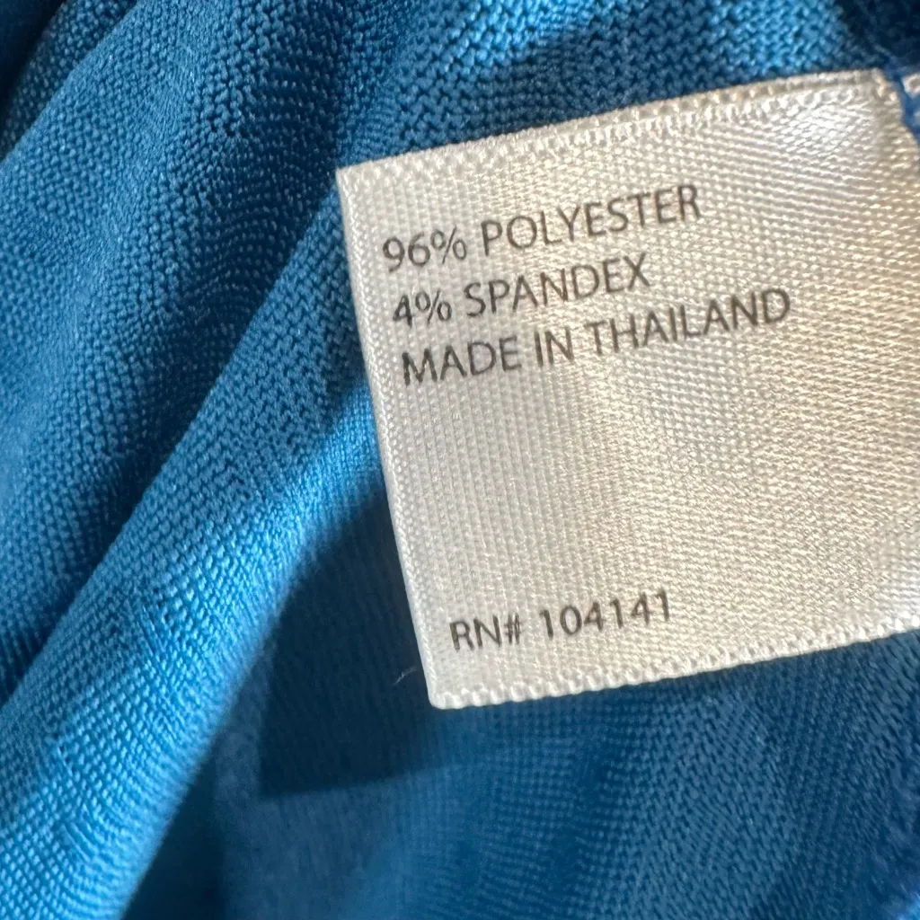 Lady Hagan blue textured and branded hydro dri gold polo size large - Image 7