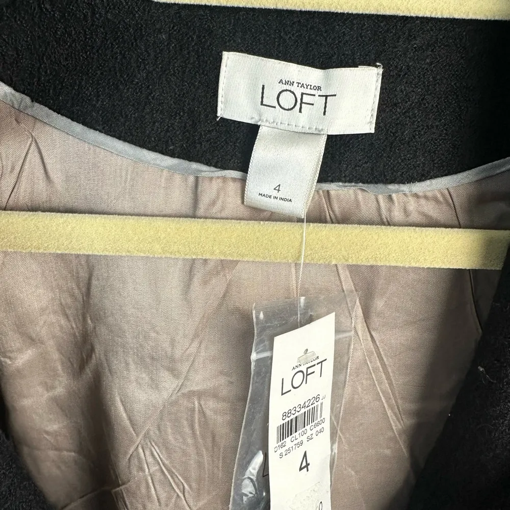 New LOFT Wool Blend Embellished Rhinestone Black blazer Coat Jacket Lined Size 4 - Image 4