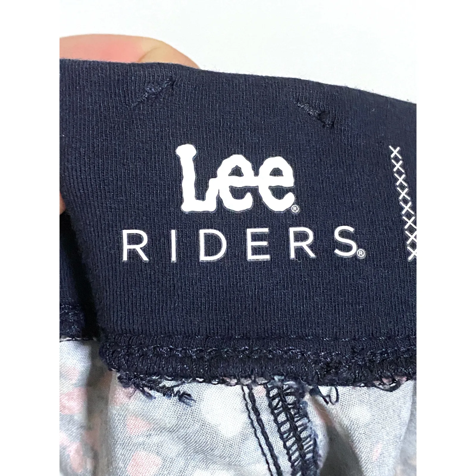 Lee Riders Midrise Shorts Womens 22 Ditsy Floral Dark Romantic Bloomcore Boho - Image 6