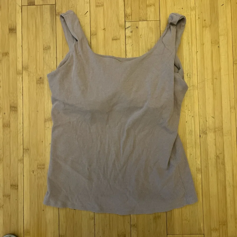 Women's Sleeveless Top in Taupe Gray Size M - Image 2