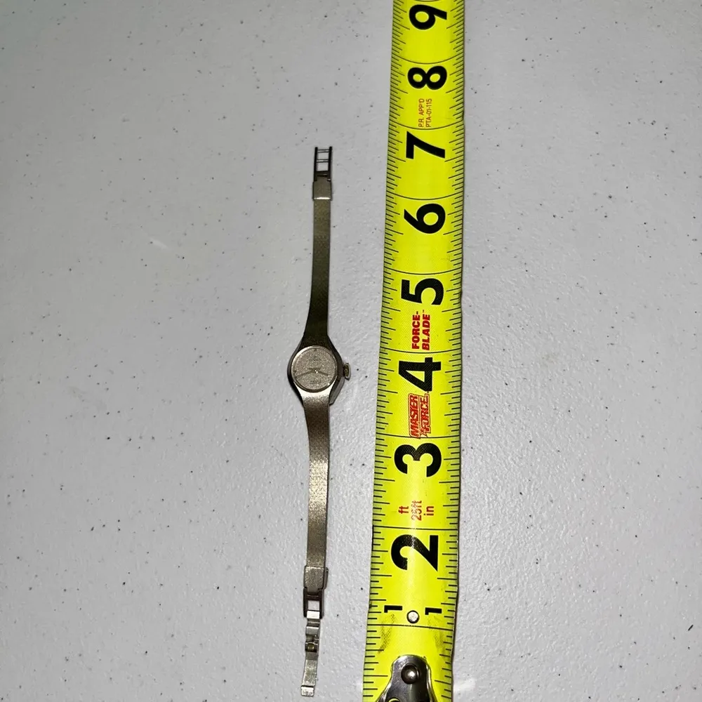 Vintage Onsa Incabloc Stainless Steel Analog Ladies Watch Silver - Image 4