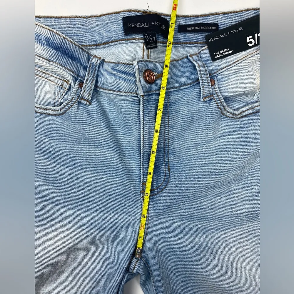 Kendall & Kylie The Ultra Babe Skinny Distressed Denim Jean NWT Size 5/27 junior - Image 5