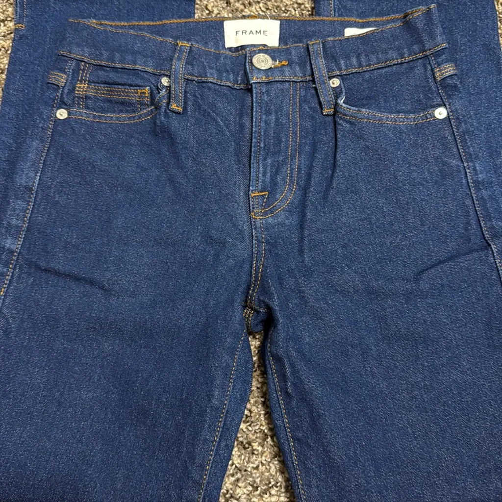 Frame Le High Straight Jeans - Image 3