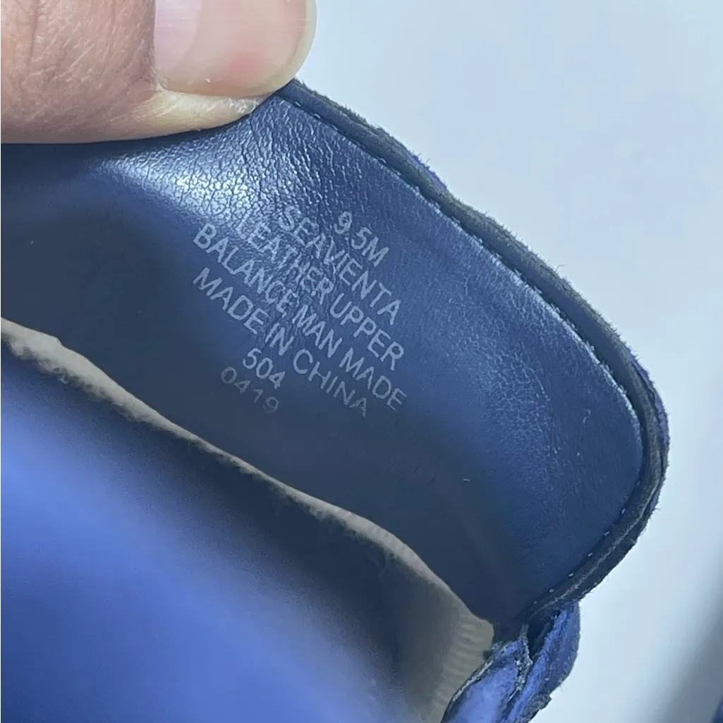 Easy Spirit Women’s Avienta Casual Loafers
Navy Slip On Flats Mules Size 9.5 - Image 2