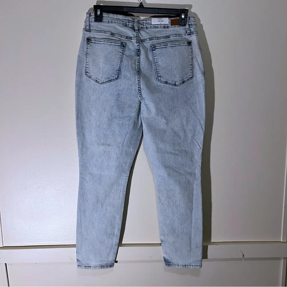 Judy Blue High Waist Slim Fit Bleached Jeans Stretch  Size 15/32 32X28  New - Image 5