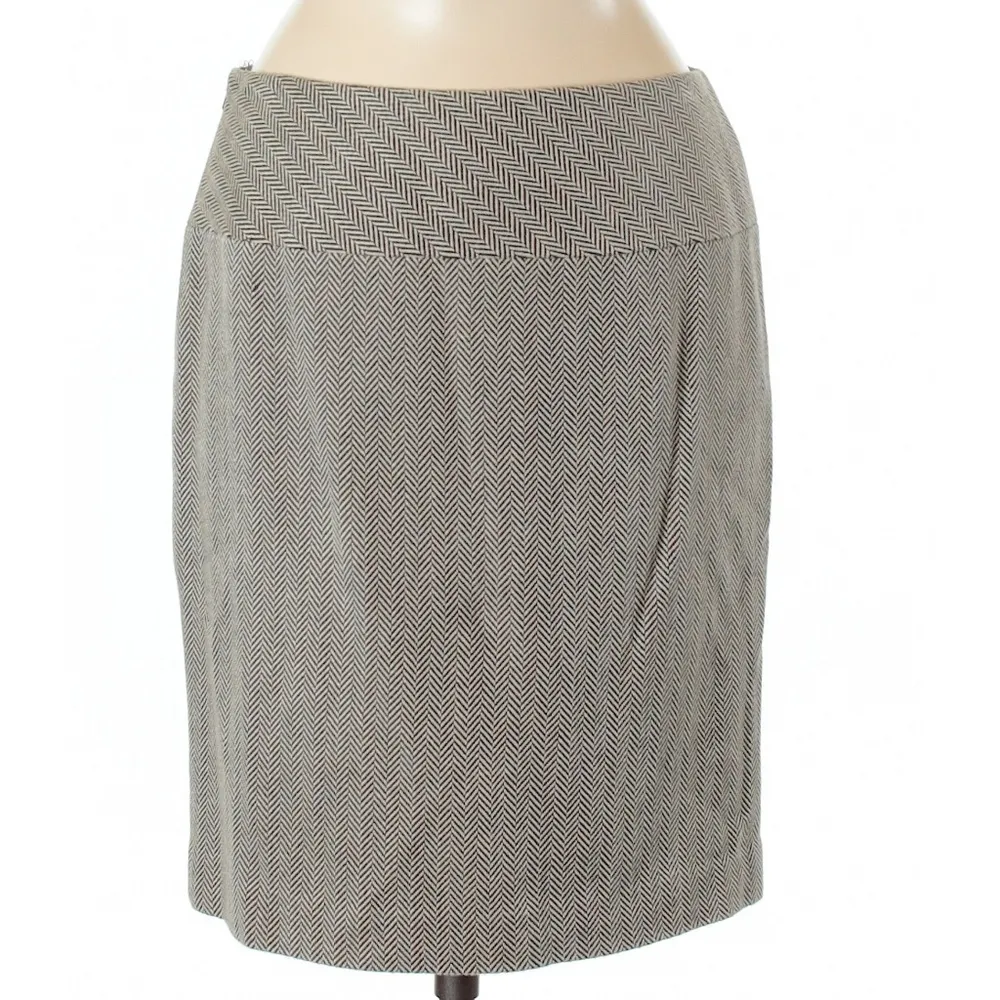 MICHAEL Michael Kors Chevron Winter Skirt 8 Brown Size 6 - Image 2