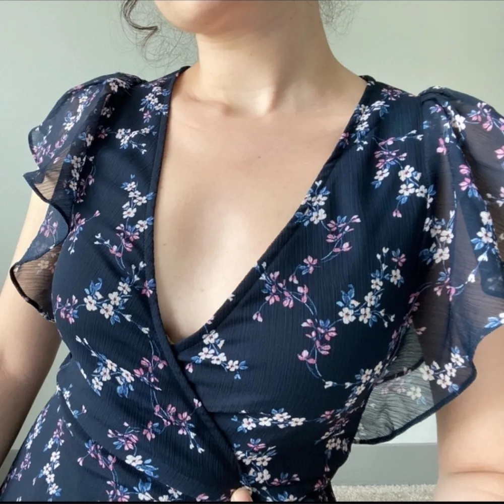 DREW for Anthropologie Floral Print Wrap Maxi Dress Boho Style Navy Size Small - Image 4