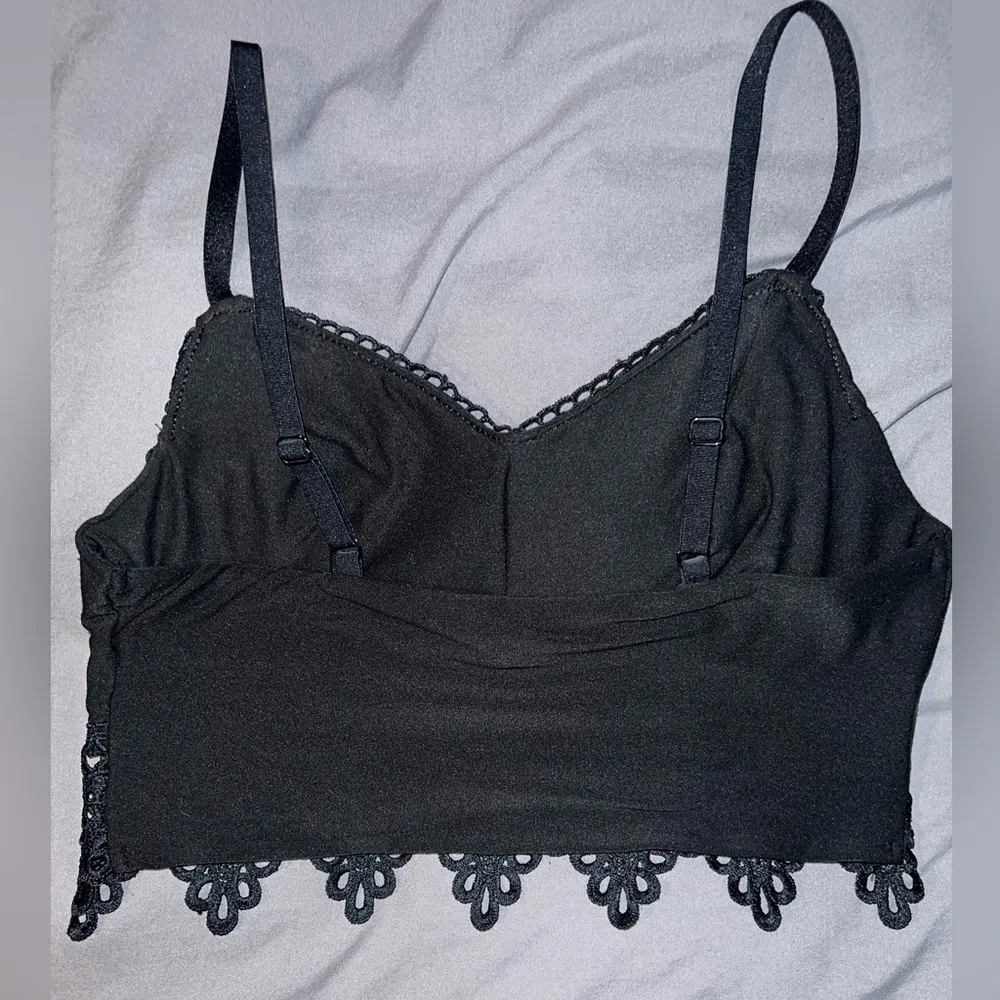 Mudd - Crochet Boho-style Crop Cami (Black) Small (EUC) - Image 5