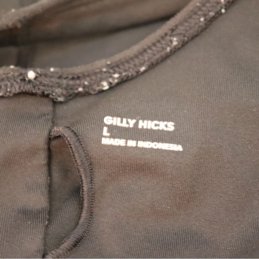 Gilly Hicks Active Recharge Plunge - Image 3