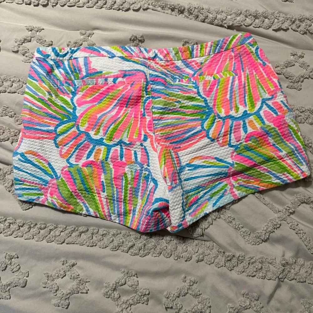 Lilly Pulitzer shorts - Image 3